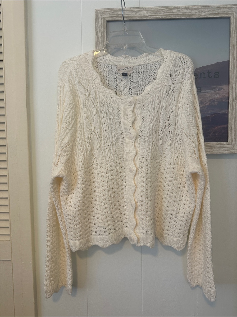 NWOT Size XXL Universal Thread Cream Knit Scalloped Button Cotton Cardigan